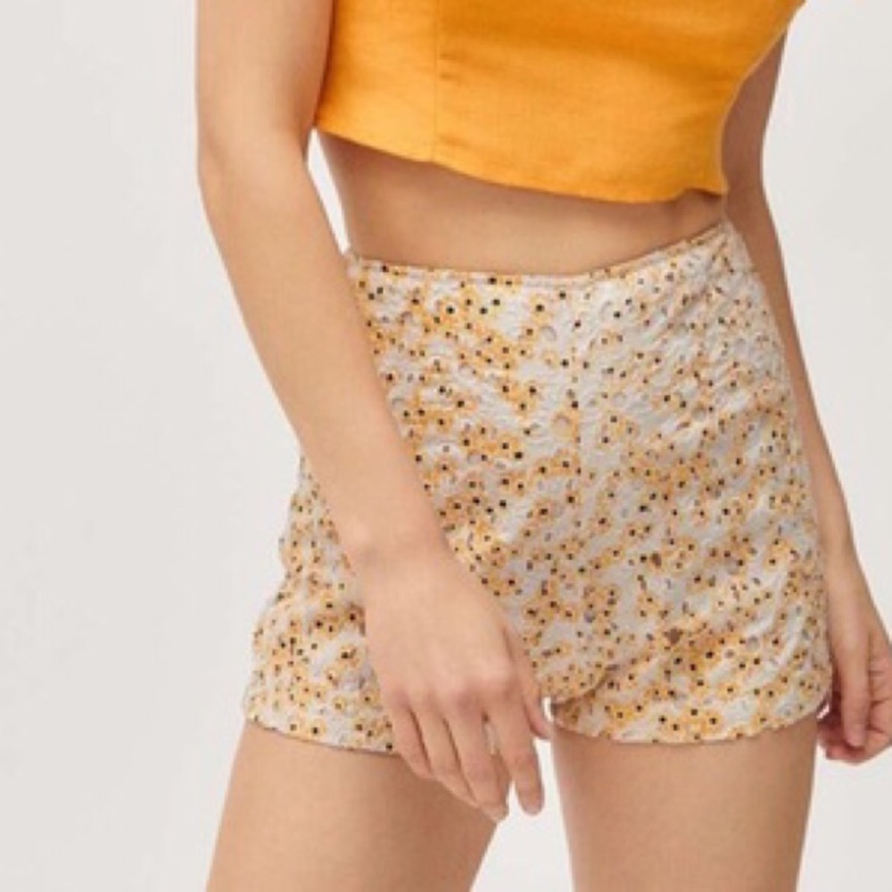 UO high rise shorts NWOT